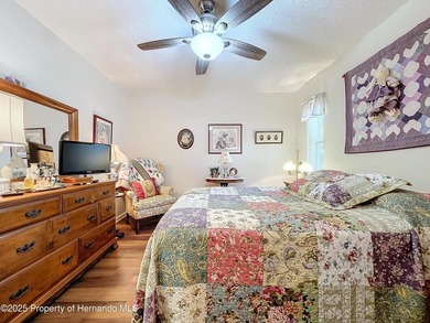 Pristine, remodeled, upgraded 4/2.5/2+ on fenced .34 acre lot - photo 48
