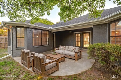 Beautifully updated home in the highly desirable San Angelo - photo 53
