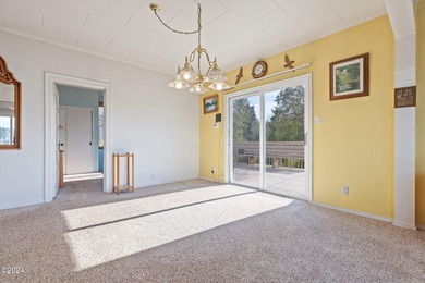 LAKEFRONT COASTAL RETREAT! Enjoy Approximately 90 feet of - photo 8