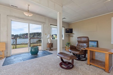 LAKEFRONT COASTAL RETREAT! Enjoy Approximately 90 feet of - photo 9