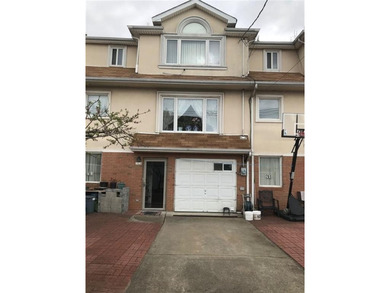 Welcome to this Ocean breeze one family house in Midland Beach - photo 1