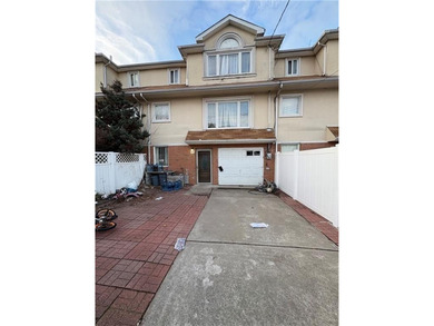 Welcome to this Ocean breeze one family house in Midland Beach - photo 3