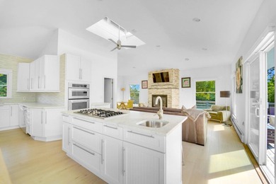 Discover the charm of this unique upside-down beach home nestled - photo 10