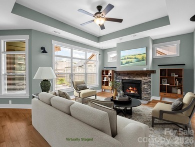 Welcome to this meticulously maintained, 10-year-young - photo 4