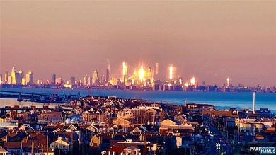 Iconic penthouse where scale, privacy, and oceanfront living