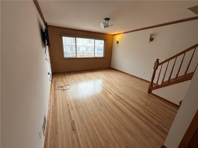 Well-maintained single-family home located in the highly - photo 4