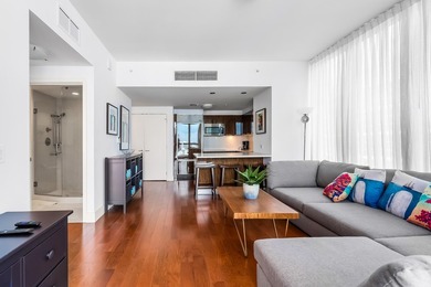 Welcome to the beautiful and exclusive North Tower Residence at - photo 15