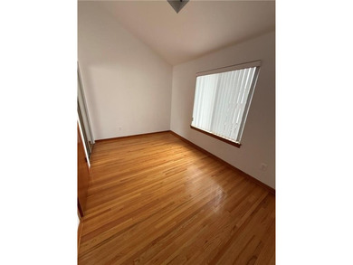 Well-maintained single-family home located in the highly - photo 6