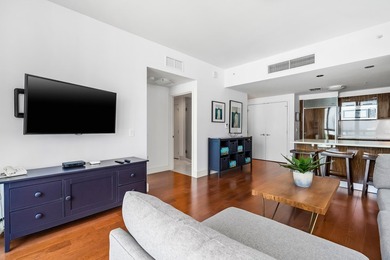 Welcome to the beautiful and exclusive North Tower Residence at - photo 17