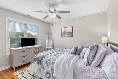This exquisitely maintained all-brick custom residence offers - photo 29