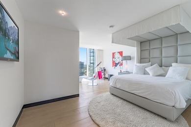 Occupying the top three levels of Las Olas River House - photo 30