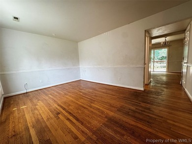Three-bedroom townhome in the City of Williamsburg featuring - photo 2