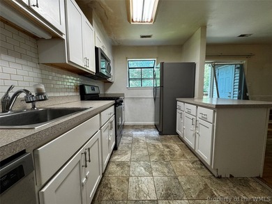 Three-bedroom townhome in the City of Williamsburg featuring - photo 6