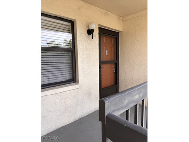 NEW PRICE!! Welcome to this bright and cheerful 2-bedroom - photo 2