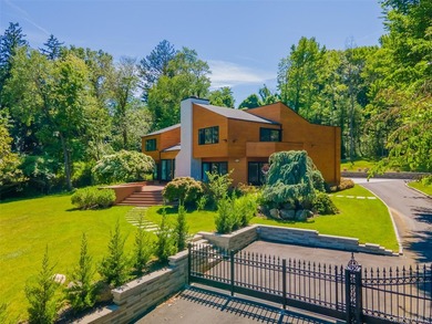 Privately set behind a long driveway in the prestigious Village - photo 2