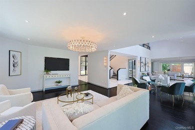 Privately set behind a long driveway in the prestigious Village - photo 10