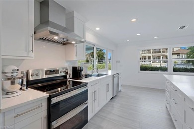 Experience the pinnacle of waterfront luxury living in this - photo 14