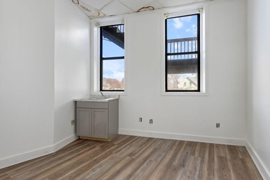 INVESTORS TAKE NOTICE: 1 retail and 8 residential units (9 units - photo 15
