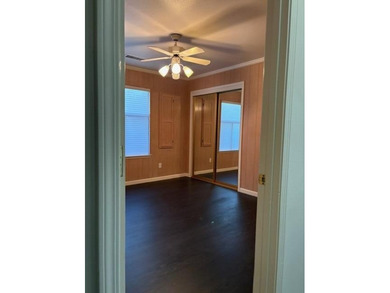 Beautiful, move-in ready 3 bedroom, 2 bathroom home located in - photo 16