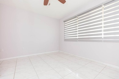 Welcome to Village Lake Condominiums in St. Petersburg! This 2 - photo 17