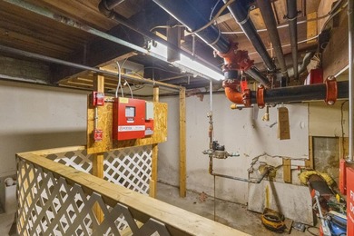 INVESTORS TAKE NOTICE: 1 retail and 8 residential units (9 units - photo 22