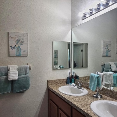Are you looking for a move-in ready home? Well, you found it! - photo 23