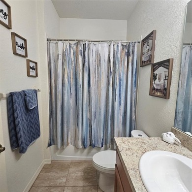 Are you looking for a move-in ready home? Well, you found it! - photo 25