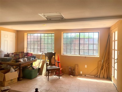 This is a blank slate for those looking for live/work in a great