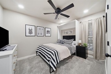 BEAUTIFULLY RENOVATED: Spectacular Lake Hudson views await in - photo 26