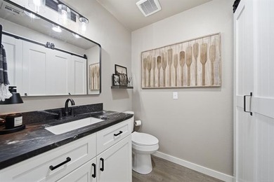 BEAUTIFULLY RENOVATED: Spectacular Lake Hudson views await in - photo 27