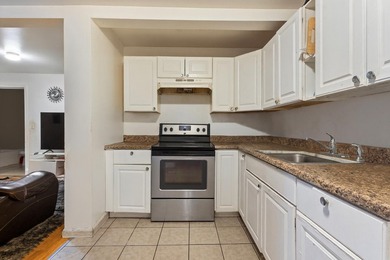INVESTORS TAKE NOTICE: 1 retail and 8 residential units (9 units - photo 34
