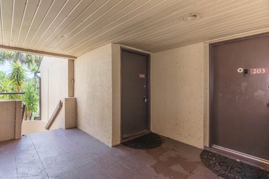 Welcome to Village Lake Condominiums in St. Petersburg! This 2 - photo 34