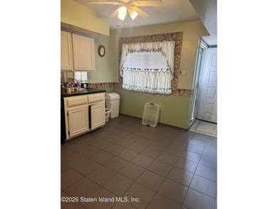2 Bedroom Condo with 2 Bathrooms in the Willowbrook, Staten - photo 4