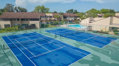 Welcome to Village Lake Condominiums in St. Petersburg! This 2 - photo 38