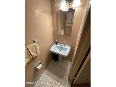 2 Bedroom Condo with 2 Bathrooms in the Willowbrook, Staten - photo 10