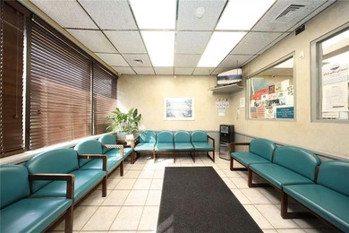 Well-established internal medicine practice with over 40 years - photo 2