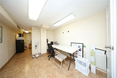 Well-established internal medicine practice with over 40 years - photo 6