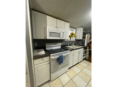 ***PRICE REDUCED***Searching for an affordable home with room to - photo 10
