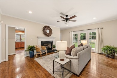 Welcome home to this charming residence in sought-after Cobbs - photo 10