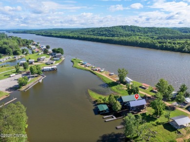 Lake Home For Sale in Decaturville, Tennessee