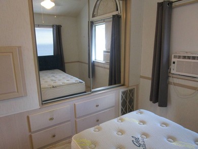 Discover the charm of this cozy 1-bedroom, 1-bath home located - photo 9