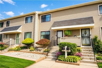 Some homes sell you on the house. This one sells you on the life - photo 3