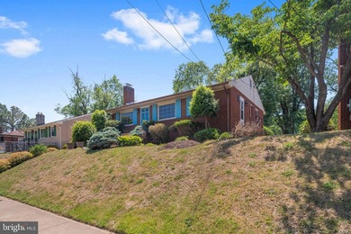 Waterfront locations like this to do become available very - photo 21