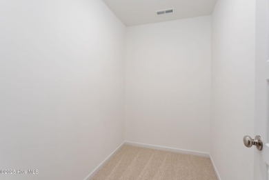 One of the final opportunities in the desirable boutique - photo 23