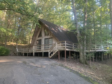 Kentucky River Home Sale Pending in Irvine Kentucky