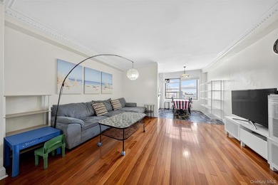 Spacious 1-bedroom Apartment at The Anita Terrace in Rego Park! - photo 1