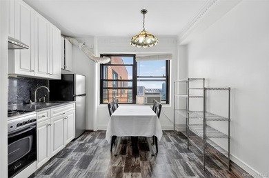 Spacious 1-bedroom Apartment at The Anita Terrace in Rego Park! - photo 3
