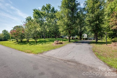 Charming one-level home nestled on a quiet street with numerous - photo 4