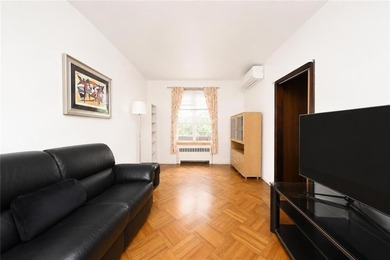 Huge 4-family Semi-detached brick home in Sheepshead Bay. 22 - photo 8