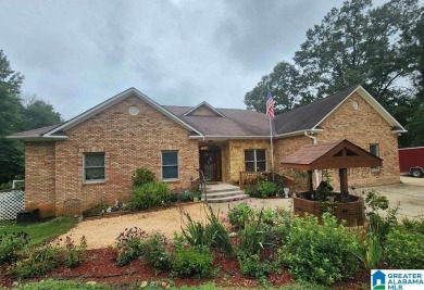 Logan Martin Lake Home For Sale in Pell City Alabama